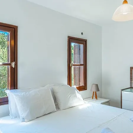 Fully Renovated 2Br Villa 100 Meters Beach Torba Villa