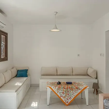Villa Fully Renovated 2Br Villa 100 Meters Beach Torba *