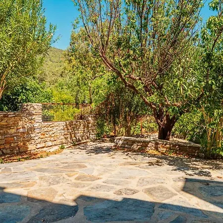 Fully Renovated 2Br Villa 100 Meters Beach Torba